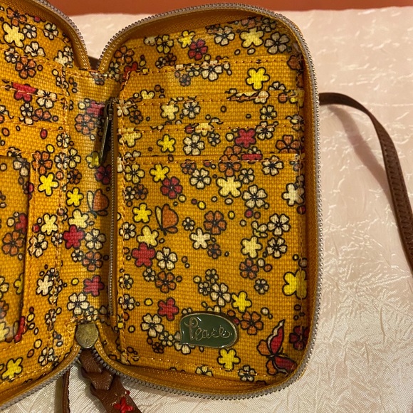 Sakroots Crossbody Wallet/Wristlet EUC - Picture 6 of 8